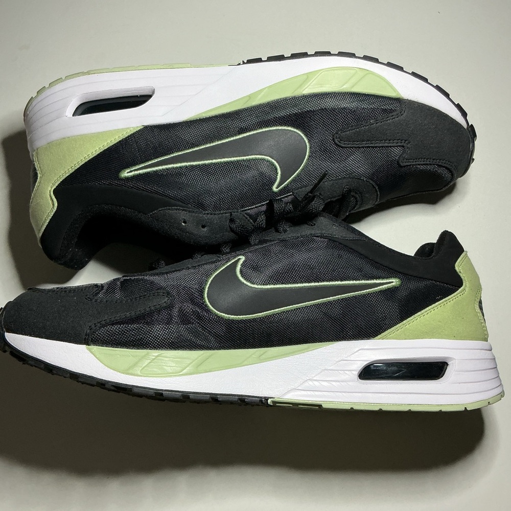 Nike Air Max Solo